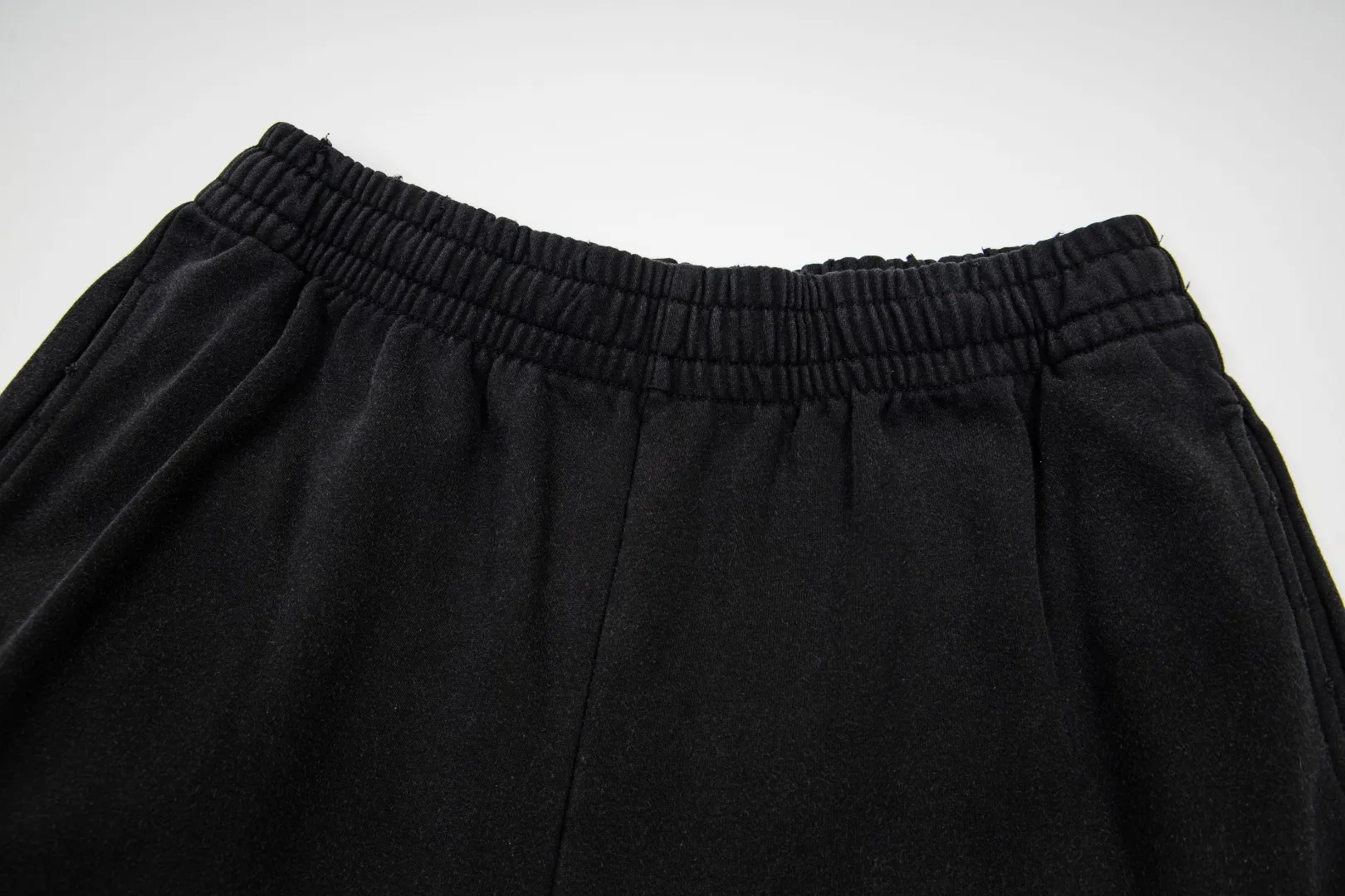 💰P115 Balenciaga 26SSNew Arrival 460 Size：1234 : Black